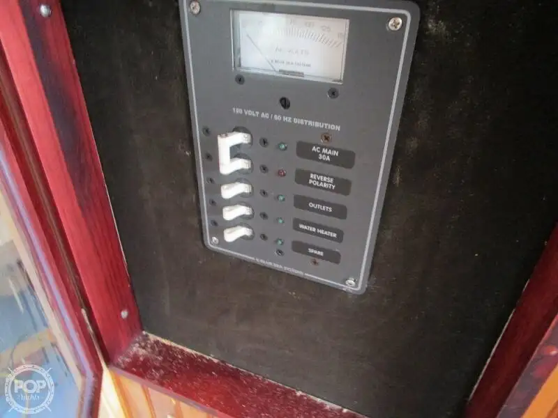 டிராலர் விற்பனைக்கு