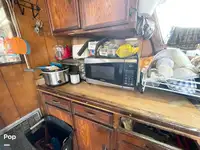 டிராலர் விற்பனைக்கு