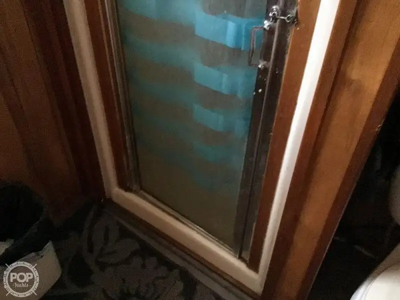 டிராலர் விற்பனைக்கு
