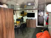 வேலை செய்யும் படகுகள் விற்பனைக்கு