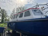 காவல் படகு விற்பனைக்கு