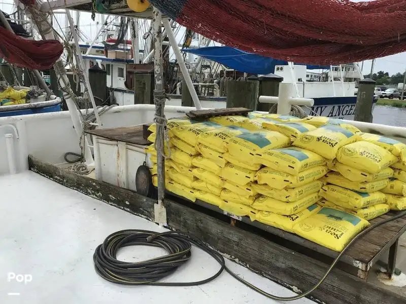 டிராலர் விற்பனைக்கு