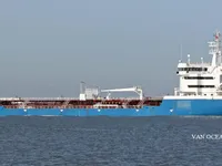 எண்ணெய் / இரசாயன டேங்கர் விற்பனைக்கு