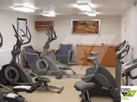 கண்டெய்னர் கப்பல் விற்பனைக்கு