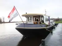 பarge விற்பனைக்கு