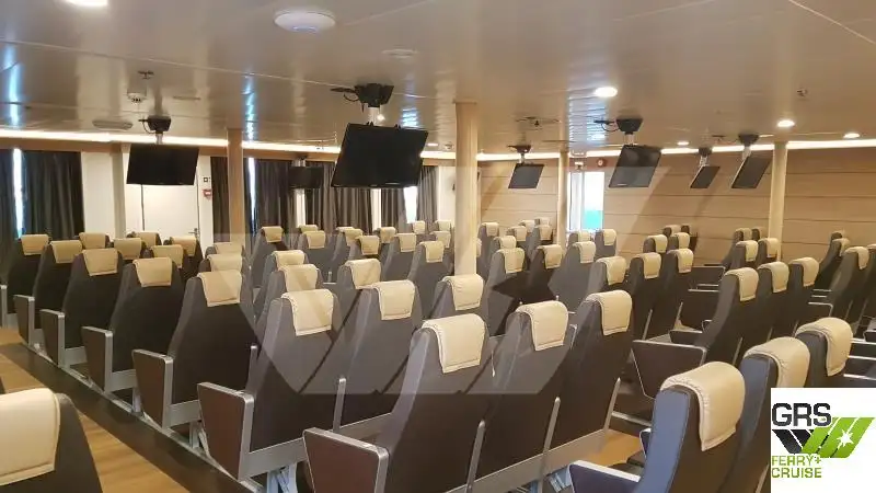 ரோ-ரோ கப்பல் விற்பனைக்கு