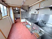 குரூஸ் கப்பல் விற்பனைக்கு