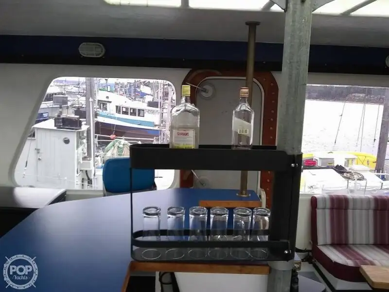 கட்டர் விற்பனைக்கு