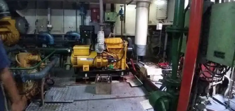 இழுக்கும் படகு விற்பனைக்கு