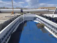 பணிப் படகுகள் விற்பனைக்கு