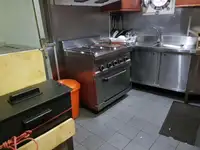 இழுக்கும் படகு விற்பனைக்கு