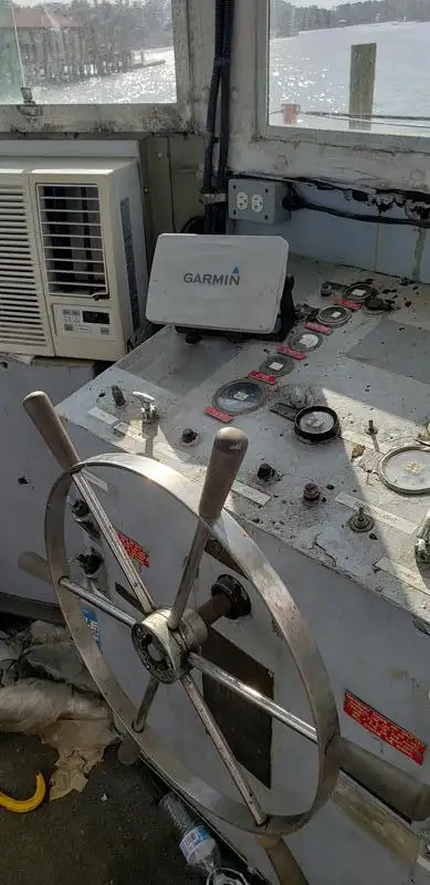 இழுக்கும் படகு விற்பனைக்கு