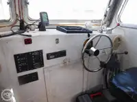 டிராலர் விற்பனைக்கு