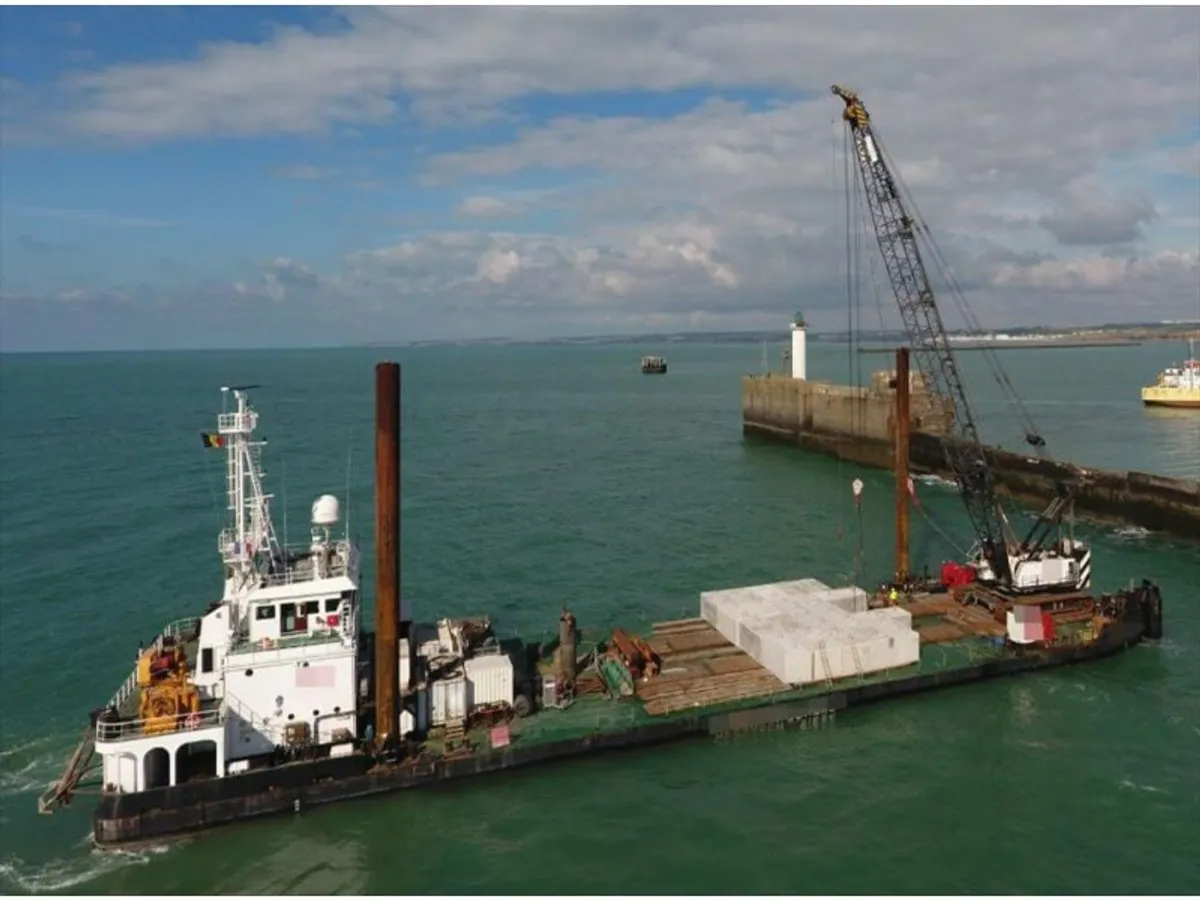 விநியோகக் கப்பல் விற்பனைக்கு