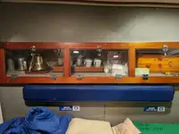 உயிர் காக்கும் படகு விற்பனைக்கு