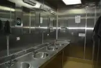 எல்என்ஜி கொண்டு செல்லும் கப்பல் விற்பனைக்கு