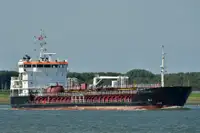 Oil/Chemical tanker விற்பனைக்கு