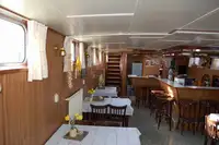 பarge விற்பனைக்கு