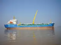 எண்ணெய் / இரசாயன டேங்கர் விற்பனைக்கு