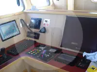 டிராலர் விற்பனைக்கு