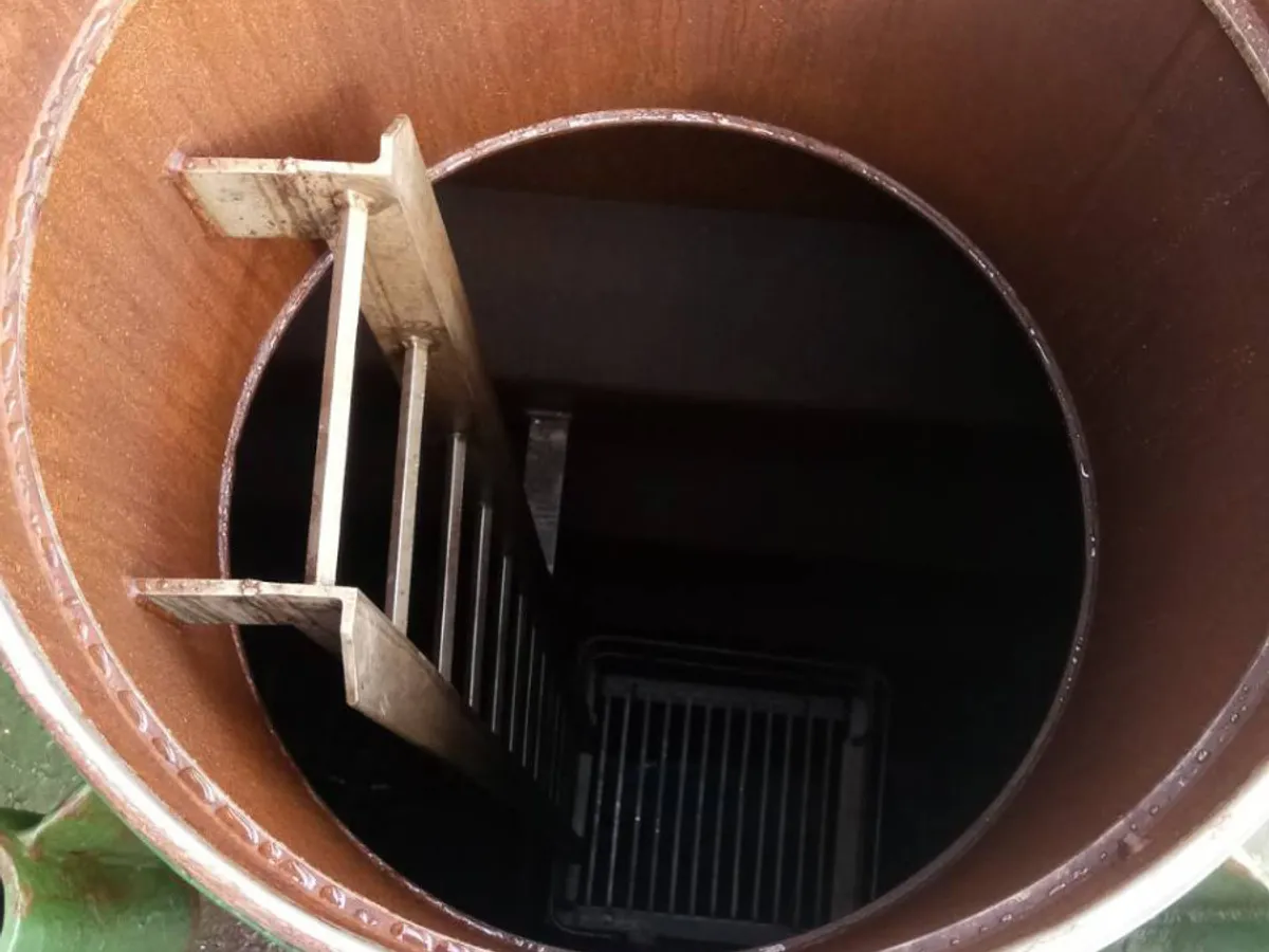 எண்ணெய் / இரசாயன டேங்கர் விற்பனைக்கு
