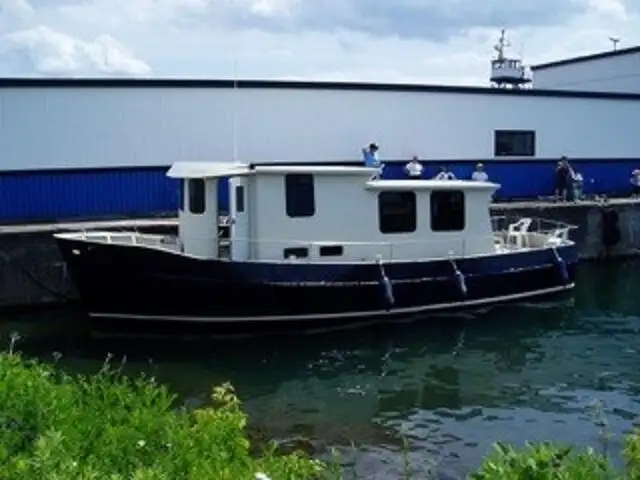 டிராலர் விற்பனைக்கு
