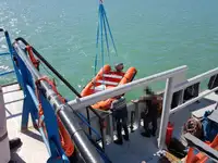 இழுக்கும் படகு விற்பனைக்கு