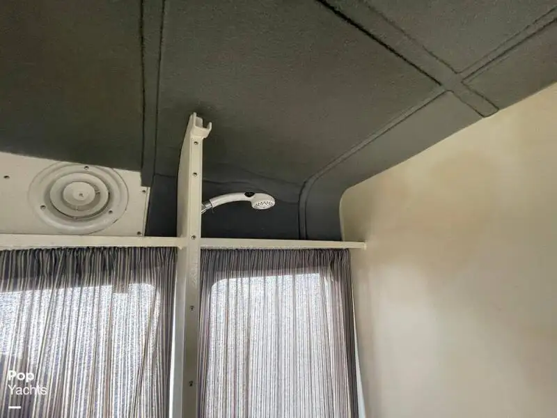 குரூஸ் கப்பல் விற்பனைக்கு