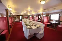 கண்டெய்னர் கப்பல் விற்பனைக்கு