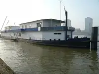 படகு விற்பனைக்கு