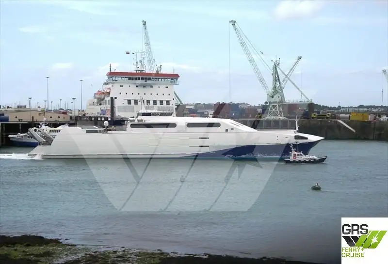 ரோ-ரோ கப்பல் விற்பனைக்கு