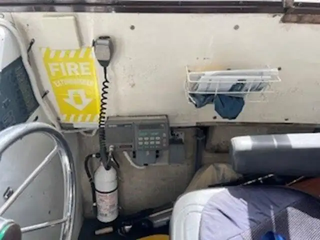 வேலை செய்யும் படகுகள் விற்பனைக்கு