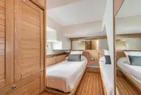 டிராலர் விற்பனைக்கு