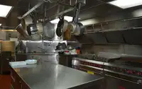 எல்என்ஜி கொண்டு செல்லும் கப்பல் விற்பனைக்கு