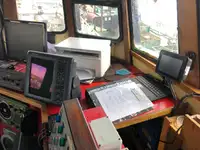 டிராலர் விற்பனைக்கு