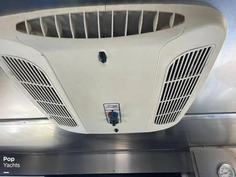 மிதவை விற்பனைக்கு