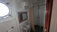 ஆய்வு கப்பல் விற்பனைக்கு