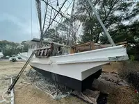 டிராலர் விற்பனைக்கு