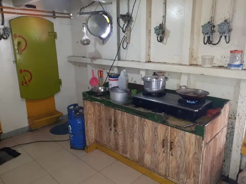 எண்ணெய் / இரசாயன டேங்கர் விற்பனைக்கு