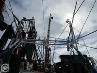 டிராலர் விற்பனைக்கு