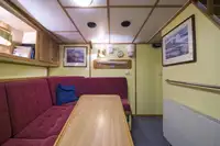 இழுக்கும் படகு விற்பனைக்கு