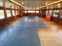 இழுக்கும் படகு விற்பனைக்கு