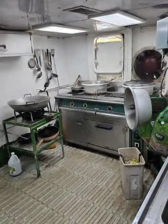 பர்ஸ் சீனர் விற்பனைக்கு