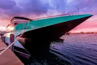 பயணிகள் கப்பல் விற்பனைக்கு