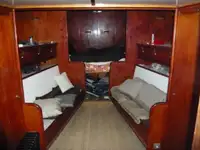 காவல் படகு விற்பனைக்கு