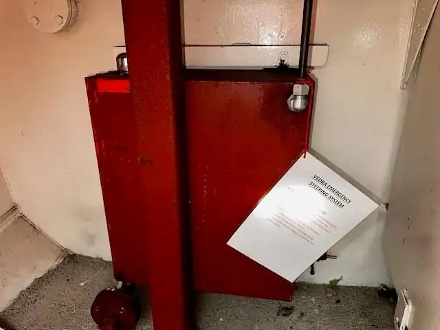 வேலை செய்யும் படகுகள் விற்பனைக்கு