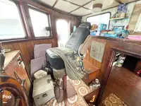 டிராலர் விற்பனைக்கு