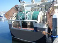 டிராலர் விற்பனைக்கு