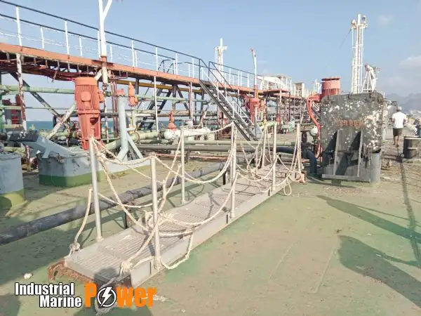 எண்ணெய் / இரசாயன டேங்கர் விற்பனைக்கு