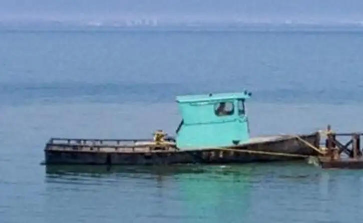 வேலை செய்யும் படகுகள் விற்பனைக்கு